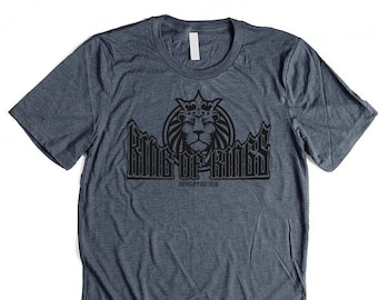 King of Kings Mens Christian Shirt Dad Birthday Gifts for Men Lion of Judah Christian T Shirt Revelation 19:16 Bible Verse Shirt Jesus Shirt