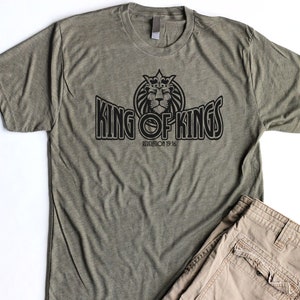 King of Kings Mens Christian Shirt Dad Birthday Gifts for Men Lion of Judah Christian T Shirt Revelation 19:16 Bible Verse Shirt Jesus Shirt