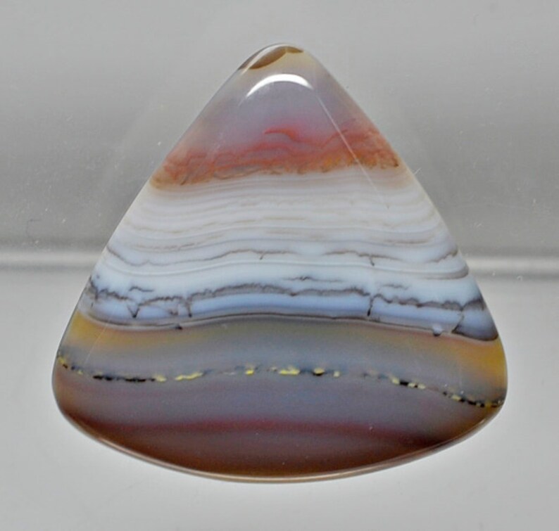 Trillion Shape Cabochon 45.10 x 44.30 x 7.60 mm y30833 Red Beige Gray Gemstone Cab Loose Gem Stone Brazilian Agate 98.55 ct