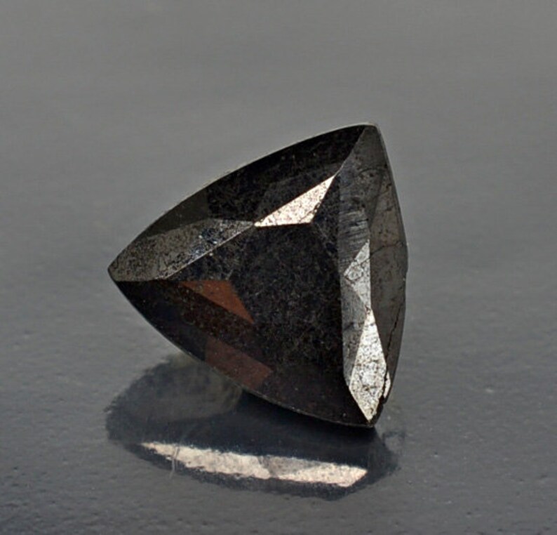 Uranopyrochlore 2.60 ct Trillion Cut 8 x 8mm y960 Black Gemstone Loose Faceted Gem Stone Triangle