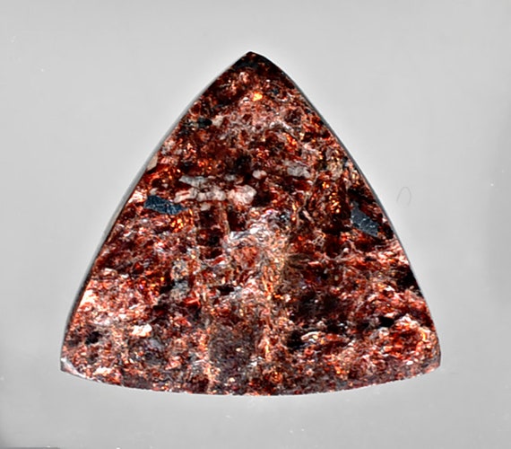 Alurgite 26.09cts Black and Red Gemstone Trillion Cut 27.3 X