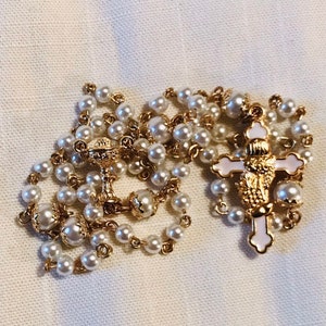 Eucharist Rosenkranz - Mädchen oder Jungen Rosenkranz Perfekt als Erstkommunion Rosenkranz, Gold- und Glasperlen-Rosenkranz, handgefertigter Rosenkranz, traditioneller Rosenkranz
