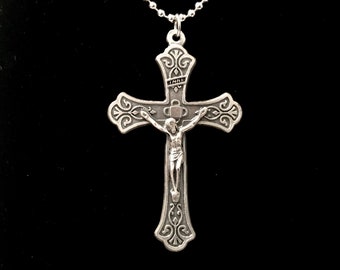 Grand collier crucifix - grand pendentif crucifix, collier croix pour homme ou collier croix pour femme