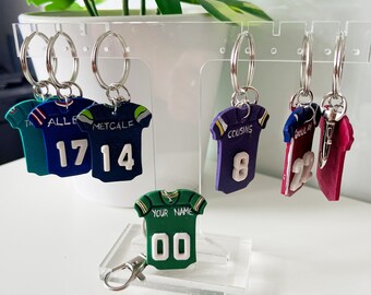 Keychain player of your choice! American football jersey, NFL, CFL and others. Perfect gift for football fans