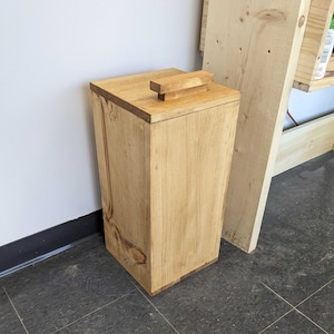 Handmade Recycled Solid 3/4" Wood Waste-Bin with a LID | Trash Bin | Trash Can | Wastebasket Dustbin | Garbage Box | Bucket | FREE SHIPPING!