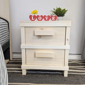 Rustic Solid Wood Nightstand – Handmade 2-Drawer End Table – Farmhouse Bedside Table – Custom Wooden Nightstand – Bedroom Storage Unit