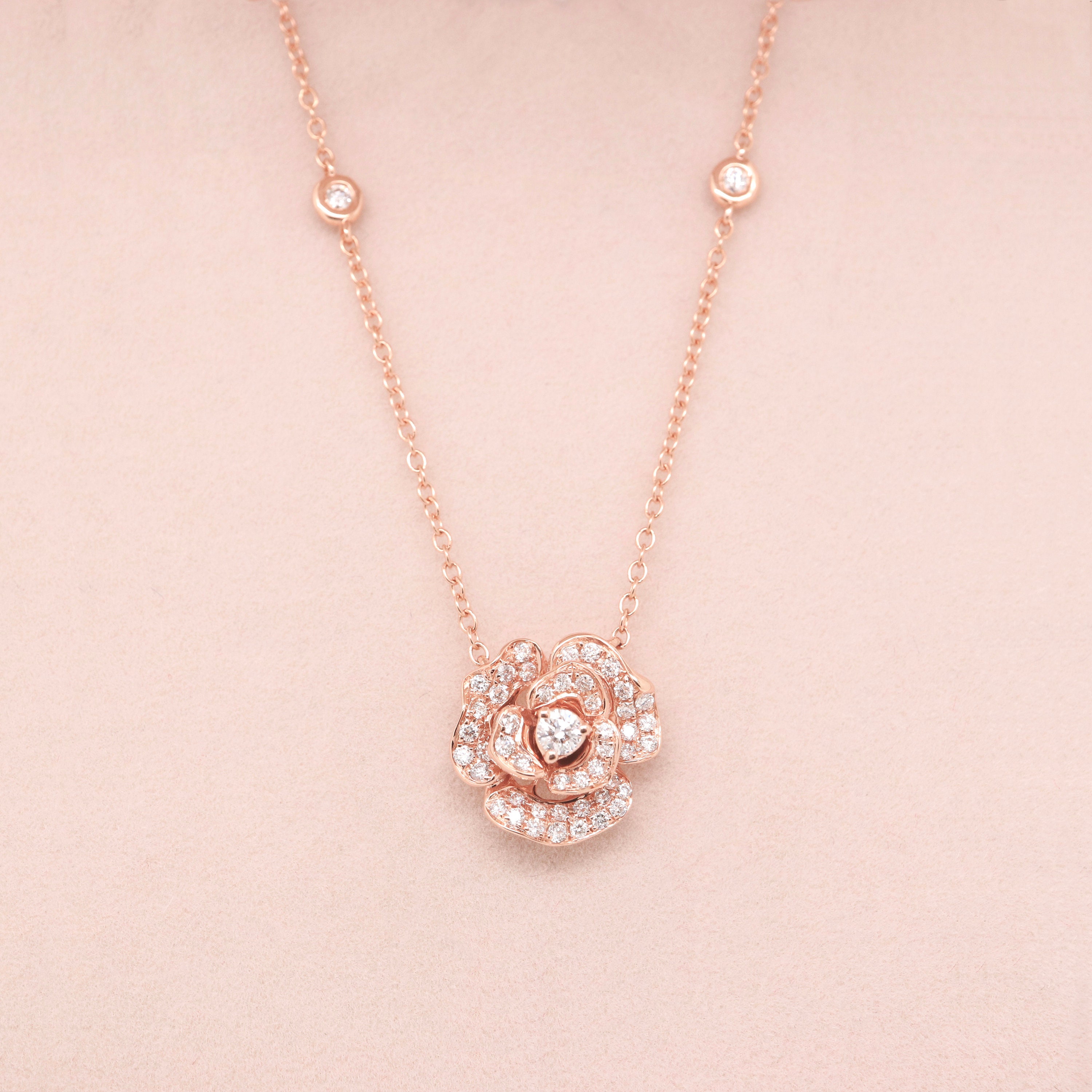 18K Gold Diamond Rose Necklace