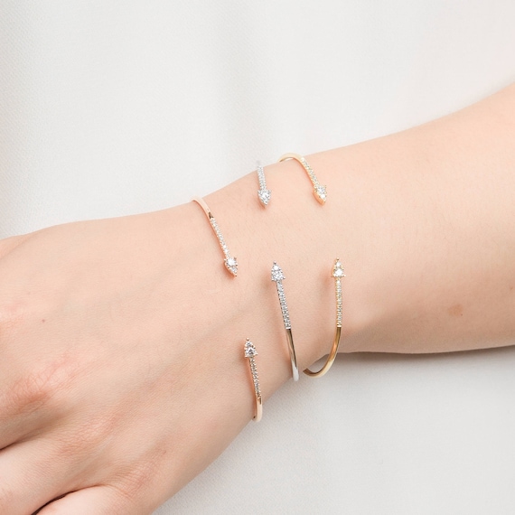 18K Gold Diamond Pear Open Flex-Bangle