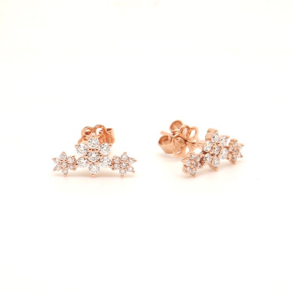 18K Gold Floral Diamond Earrings
