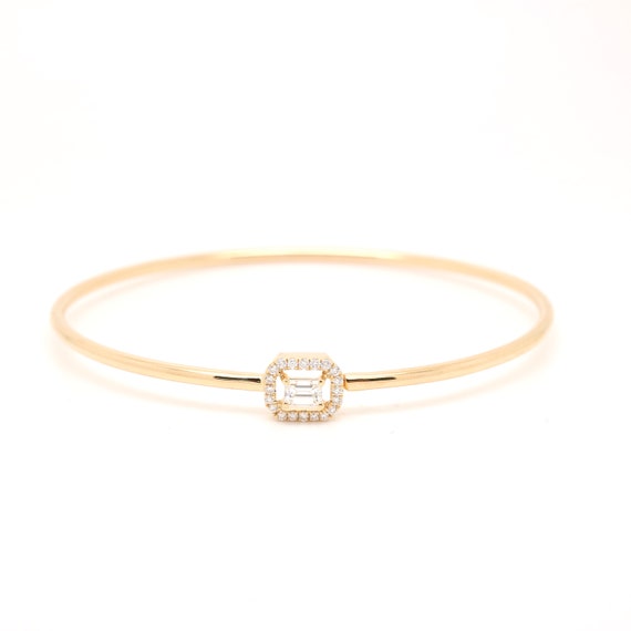 18K Gold Emerald Cut Diamond Bangle