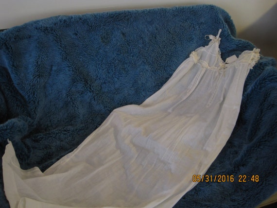Victorian cotton and lace night gown in white