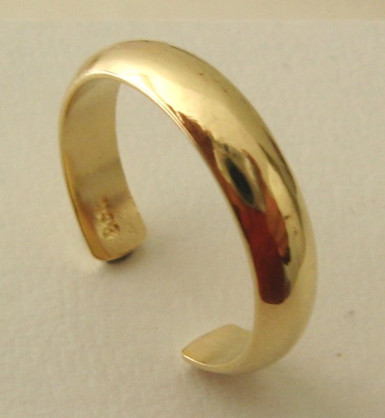 Genuine SOLID 9ct YELLOW GOLD Dome toe Ring image 1