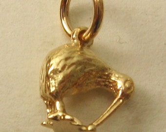 Genuine SOLID 9K 9ct YELLOW GOLD 3D Kiwi New Zealand charm/pendant