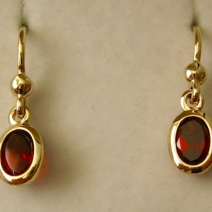 7x5mm Genuine SOLID 9K 9ct YELLOW GOLD January Birthstone Garnet Dangle Hook Earrings