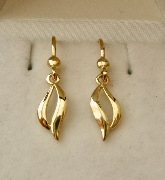 Genuine SOLID 9ct YELLOW GOLD Elegant Designer Dangle Hook Earrings