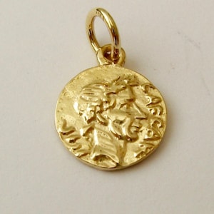 Genuine SOLID 9ct Yellow Gold Small Ancient Roman Republic Coin charm/pendant