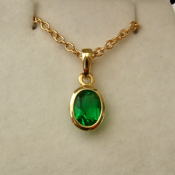 8x6mm Genuine SOLID 9K 9ct YELLOW GOLD May Birthstone Emerald Pendant