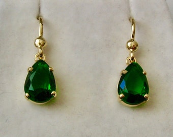 Genuine 9K 9ct Solid Gold May Birthstone Pear Shape Emerald Dangle Hook Earrings