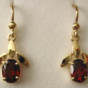 8x6mm Genuine SOLID 9K 9ct YELLOW GOLD January Birthstone Garnet Dangle Hook Earrings