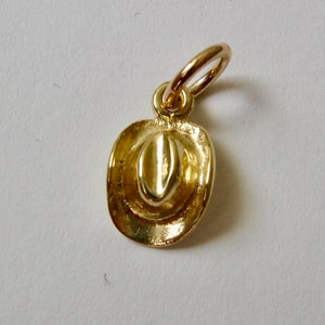 Genuine SOLID 9K 9ct YELLOW GOLD Cowboy Hat charm/pendant