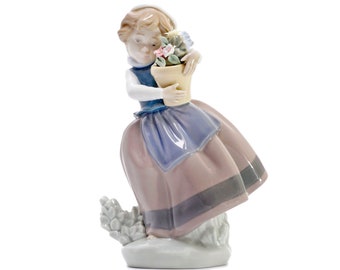 Lladro Figurine: "Spring is Here" Girl with Flower Pot, #5223 (1984)