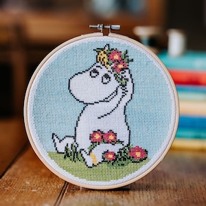 Moomin Cross Stitch Kit - Snorkmaiden Flower Arranging