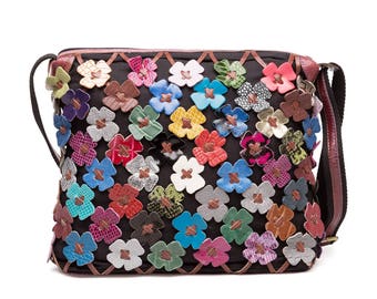 Style Abba - The iconic multicolored flower bag from Octopus