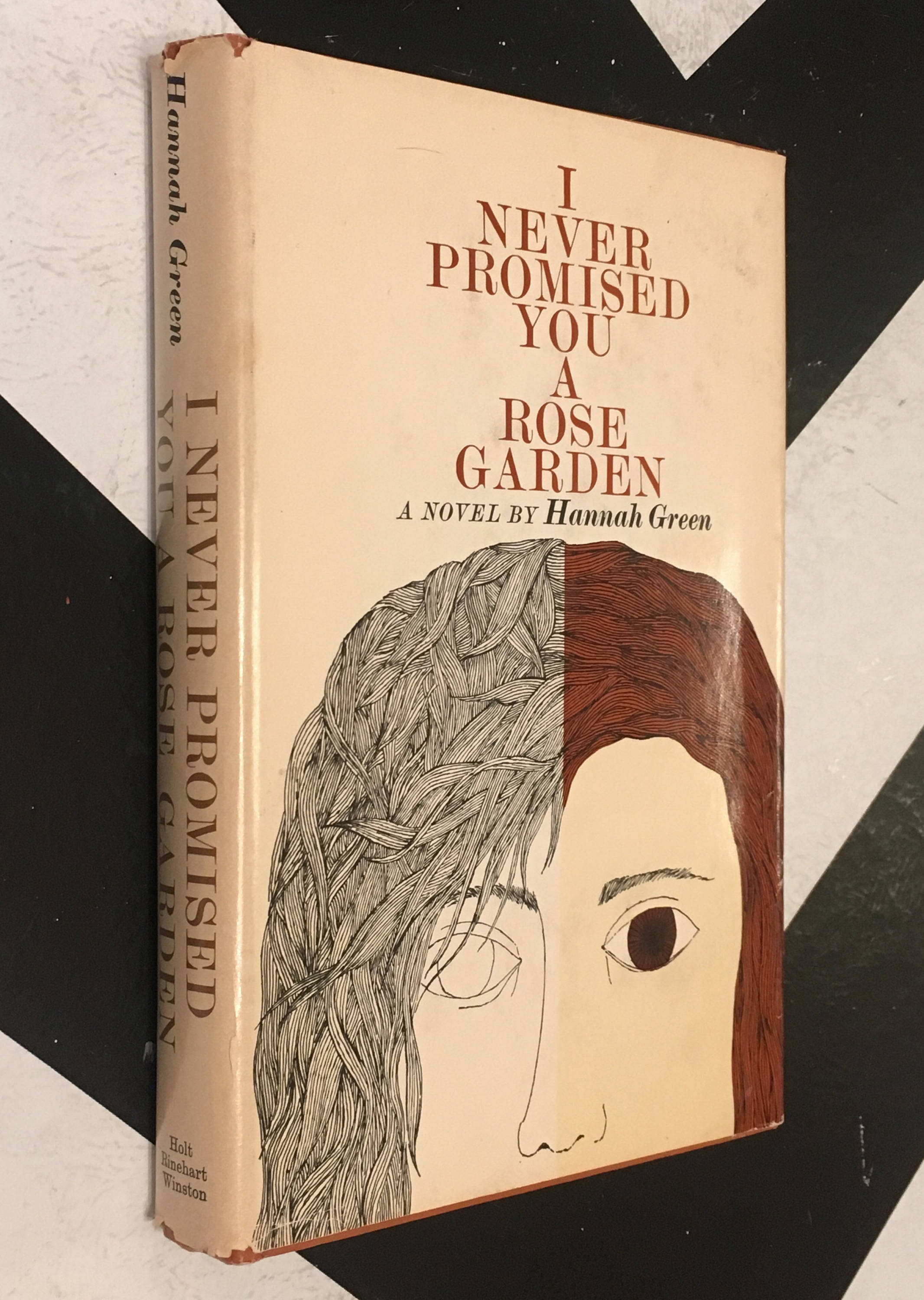I Never Promised You a Rose Garden by Hannah Green vintage