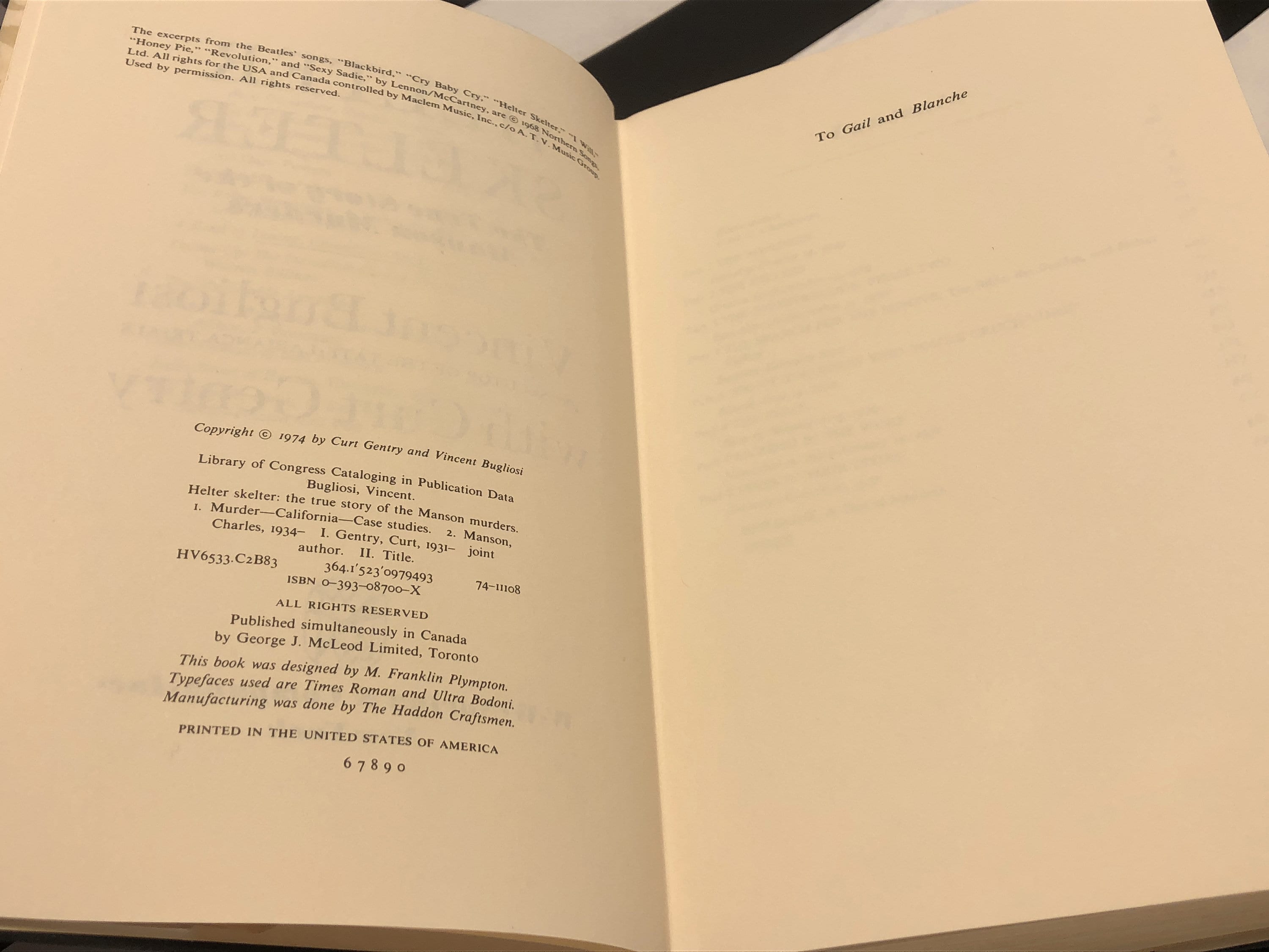 Helter Skelter by Vincent Bugliosi (1974) hardcover book