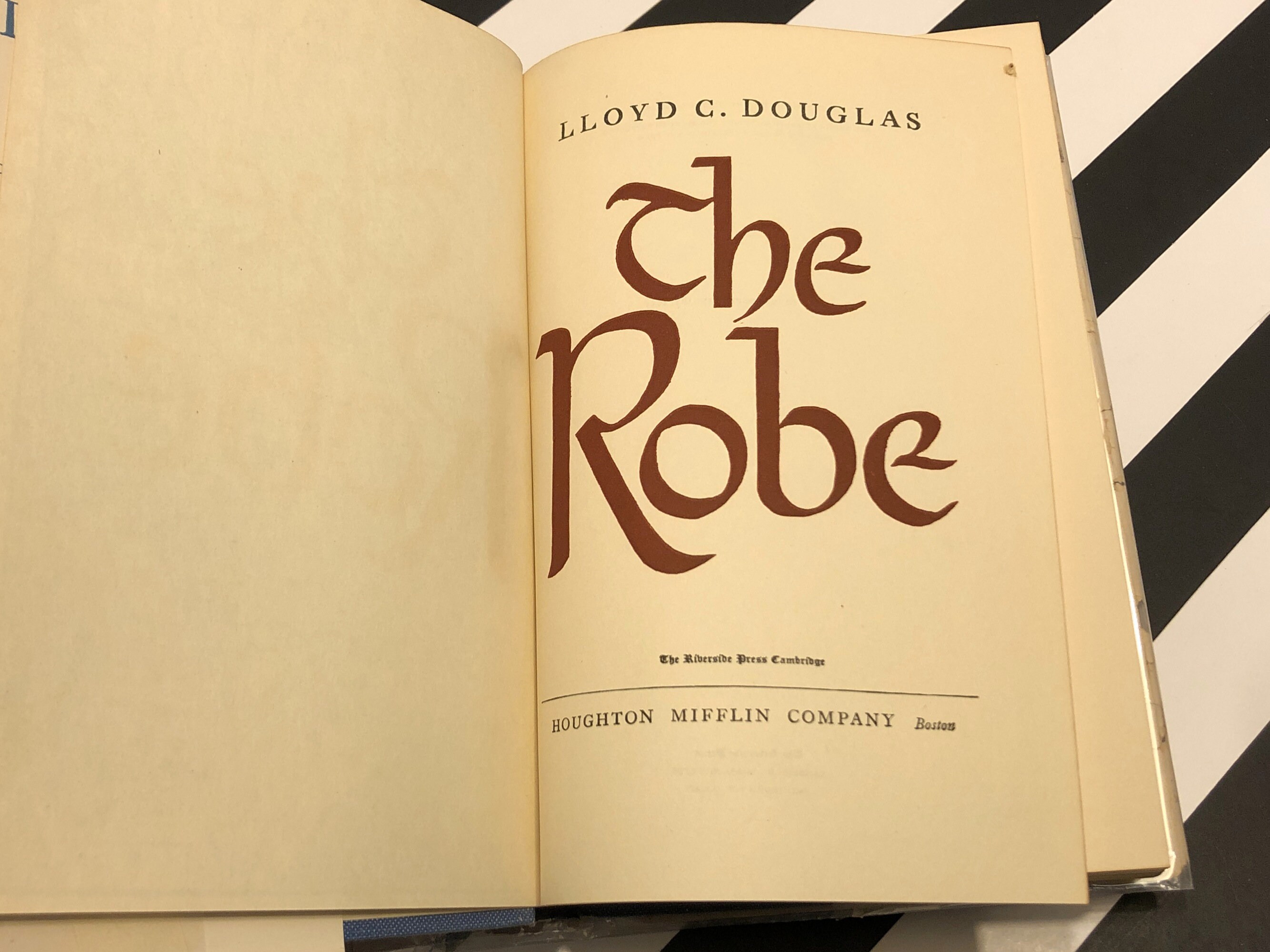 the robe lloyd c douglas 1942 the robe lloyd c douglas 1942