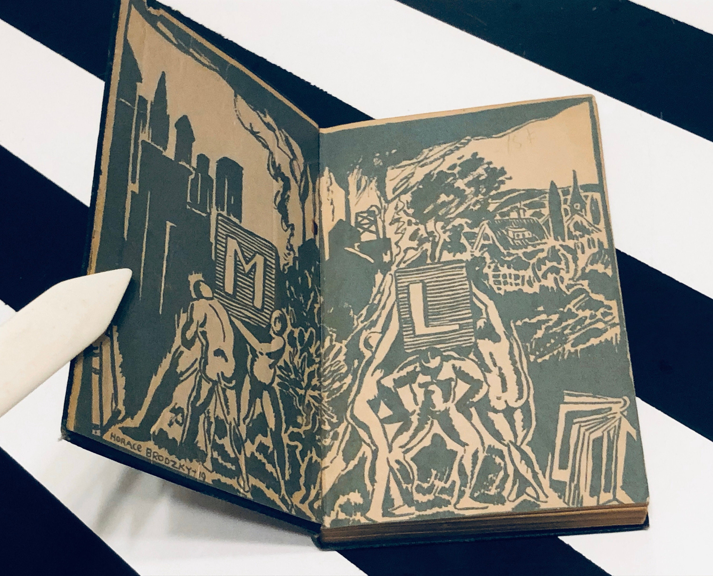 The Picture Of Dorian Gray Preface The Picture of Dorian Gray by Oscar Wilde With Preface by | Etsy