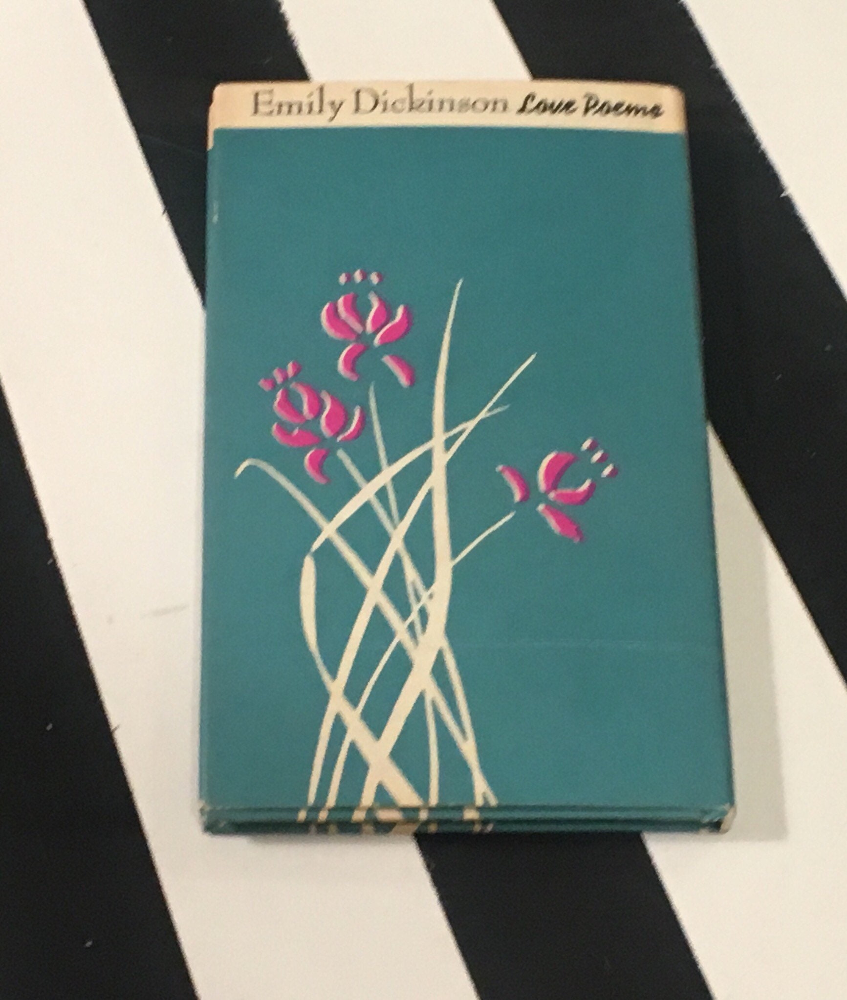 the complete poems of emily dickinson book buy the complete poems of emily dickinson book buy