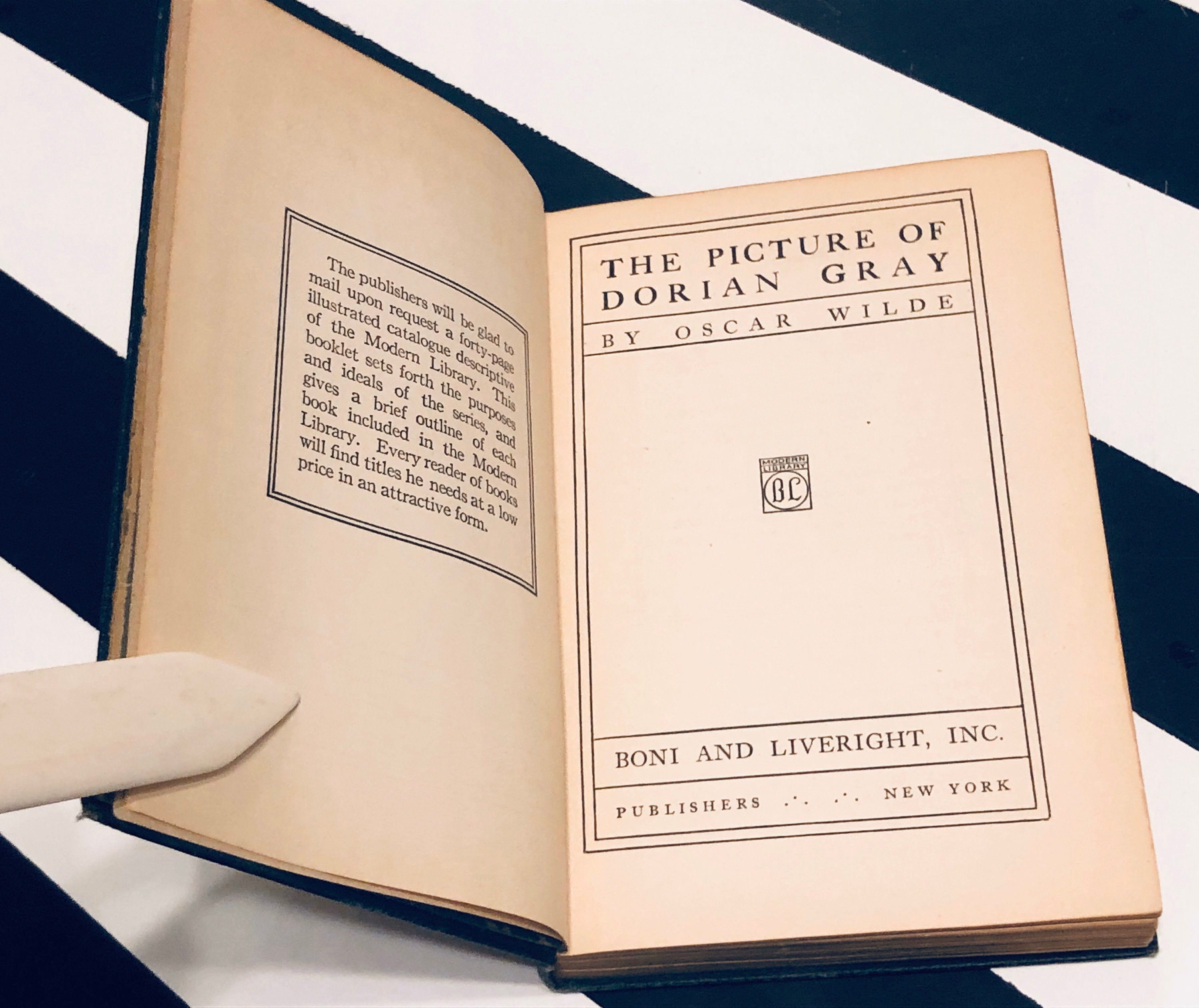 The Picture of Dorian Gray by Oscar Wilde with Preface by Basil