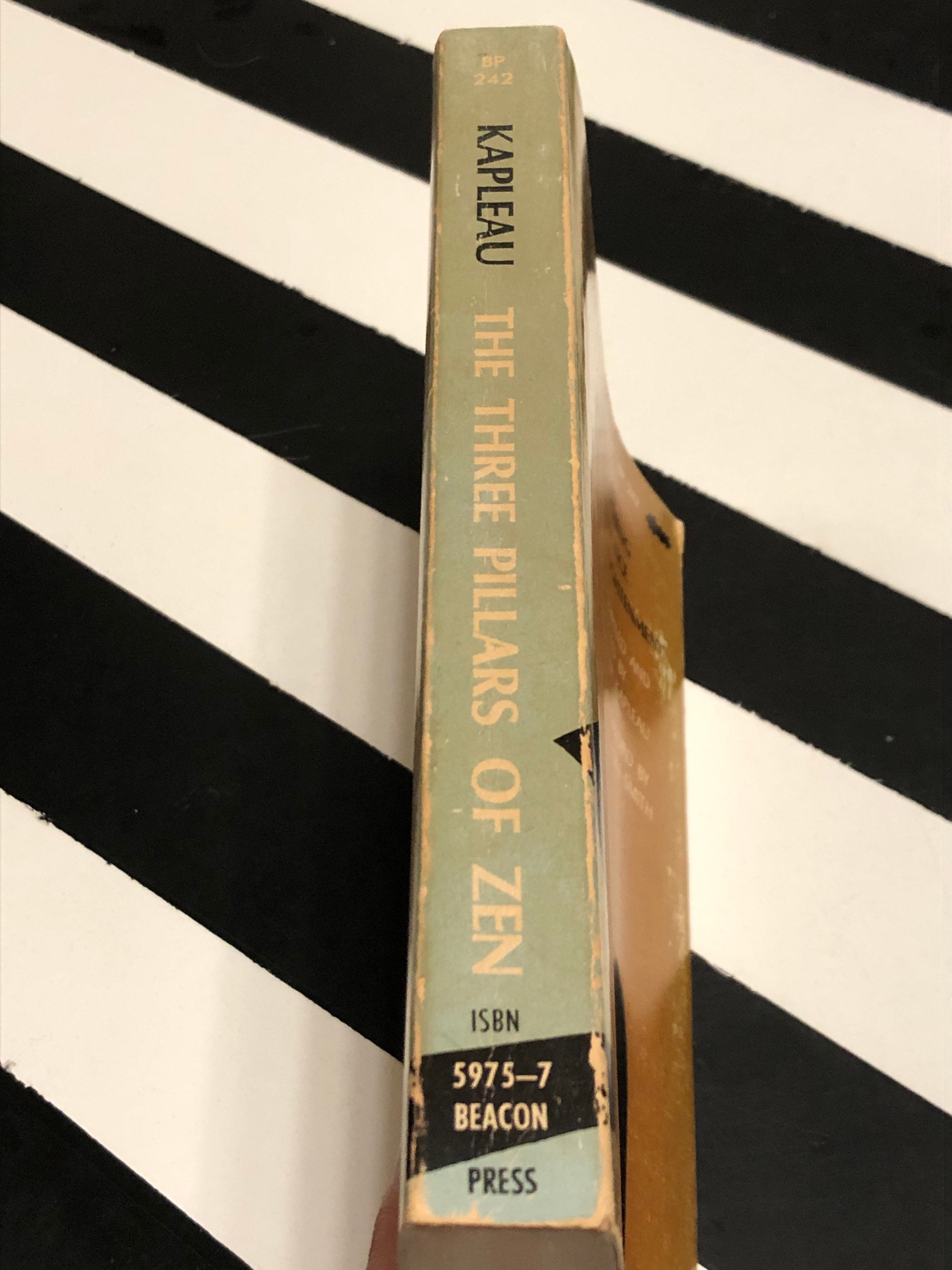 The Three Pillars of Zen compiled and edited by Philip Kapleau (1971