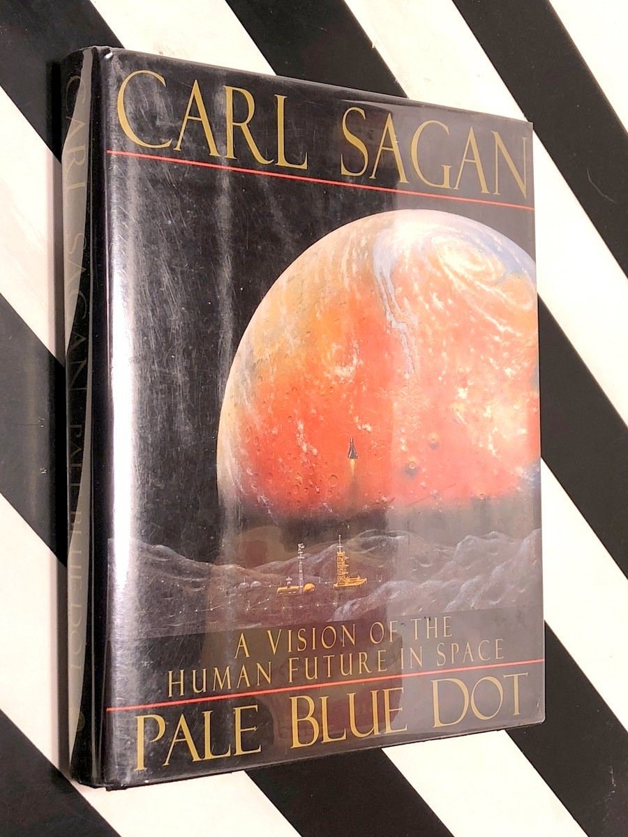 Pale Blue Dot by Carl Sagan (1994) first edition book
