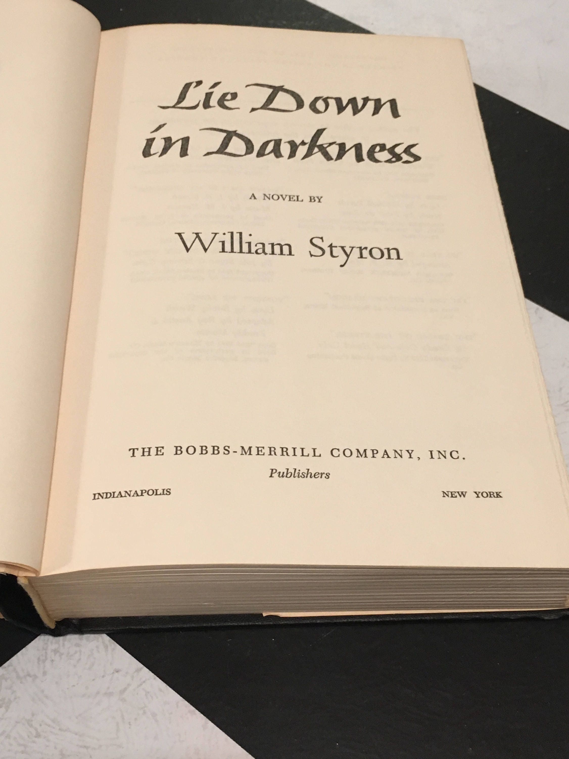 Lie Down in Darkness by William Styron vintage classic fiction novel