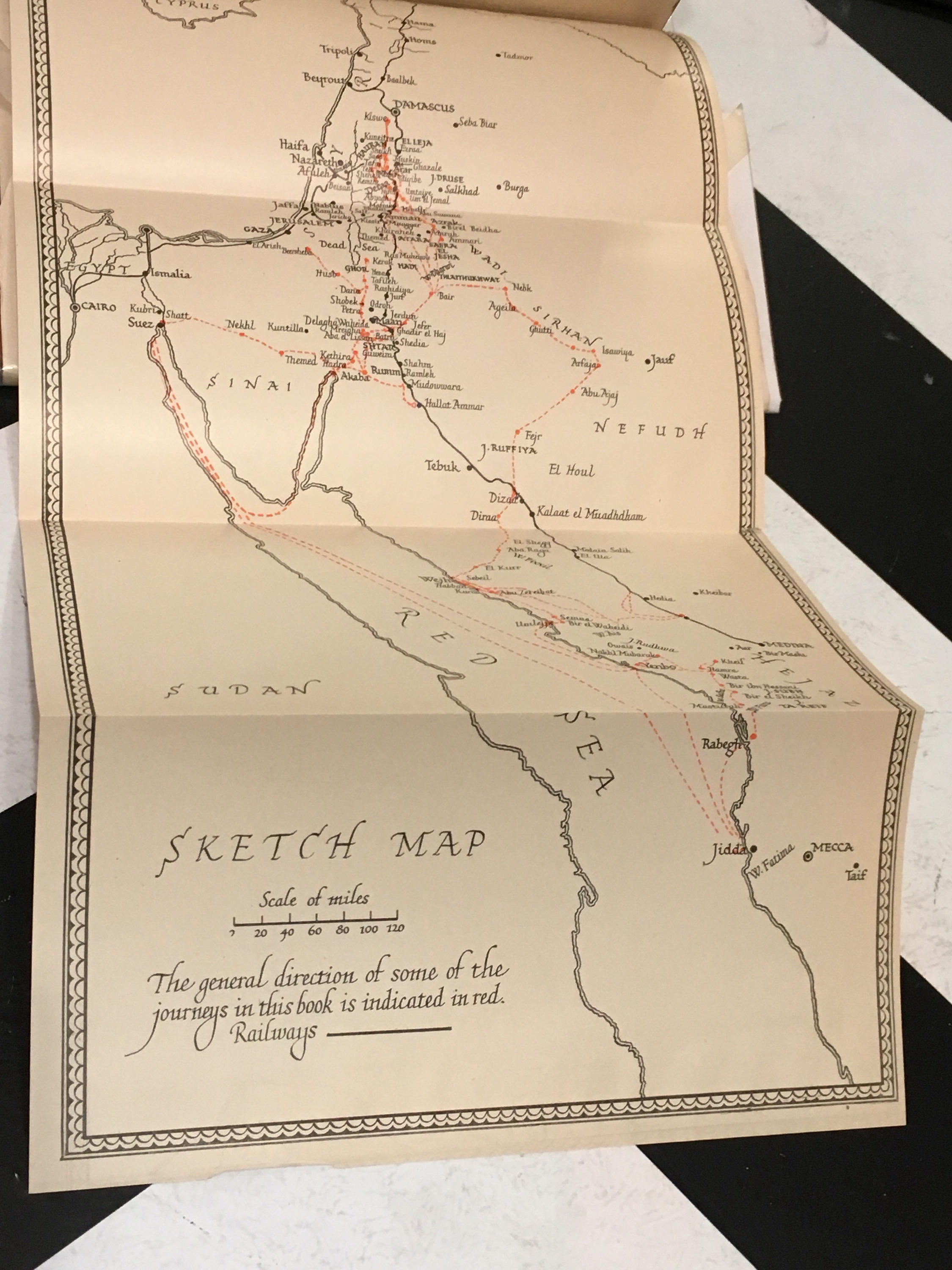 revolt in the desert te lawrence 1927 revolt in the desert te lawrence 1927