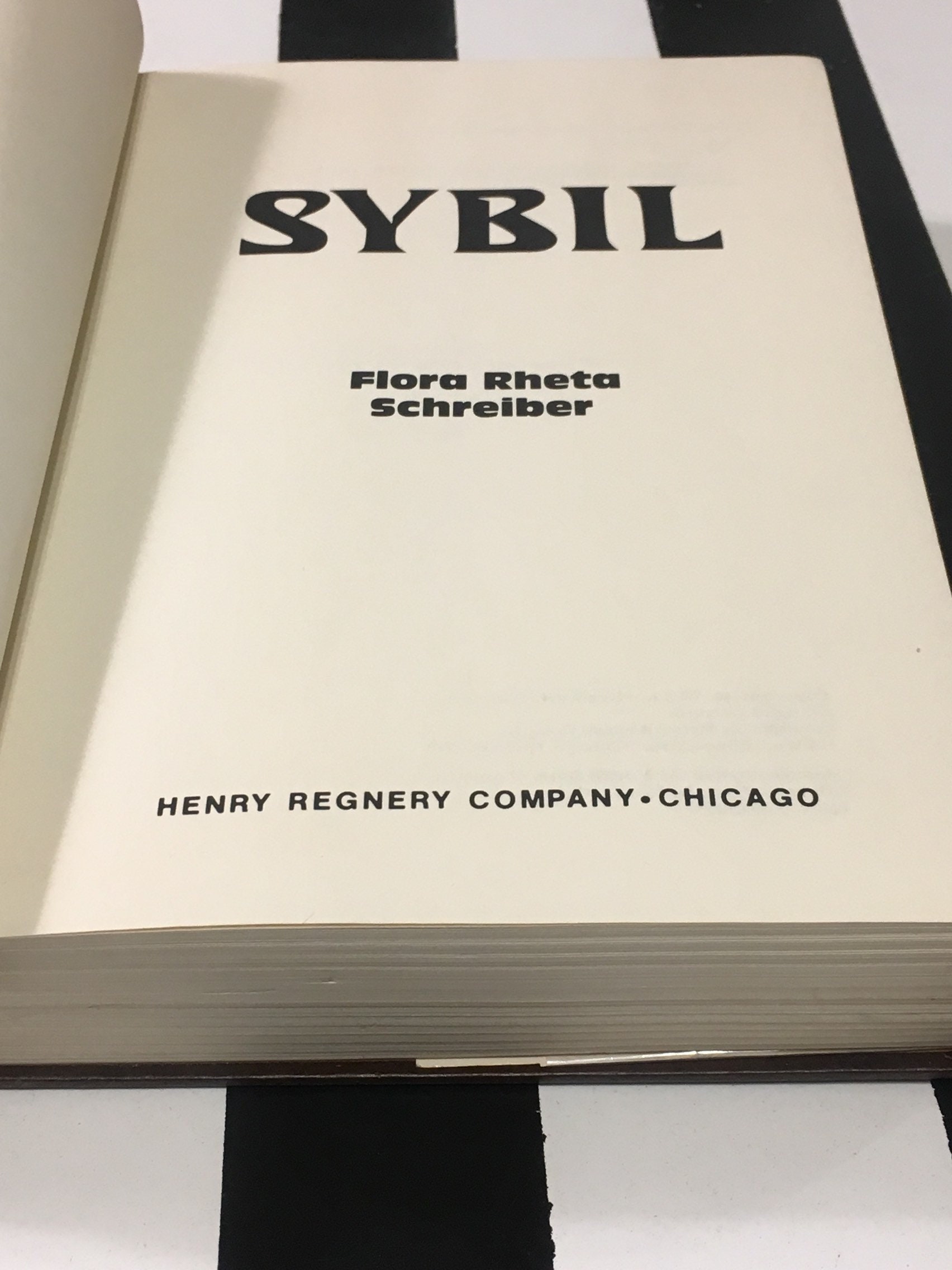 flora schreiber sybil flora schreiber sybil