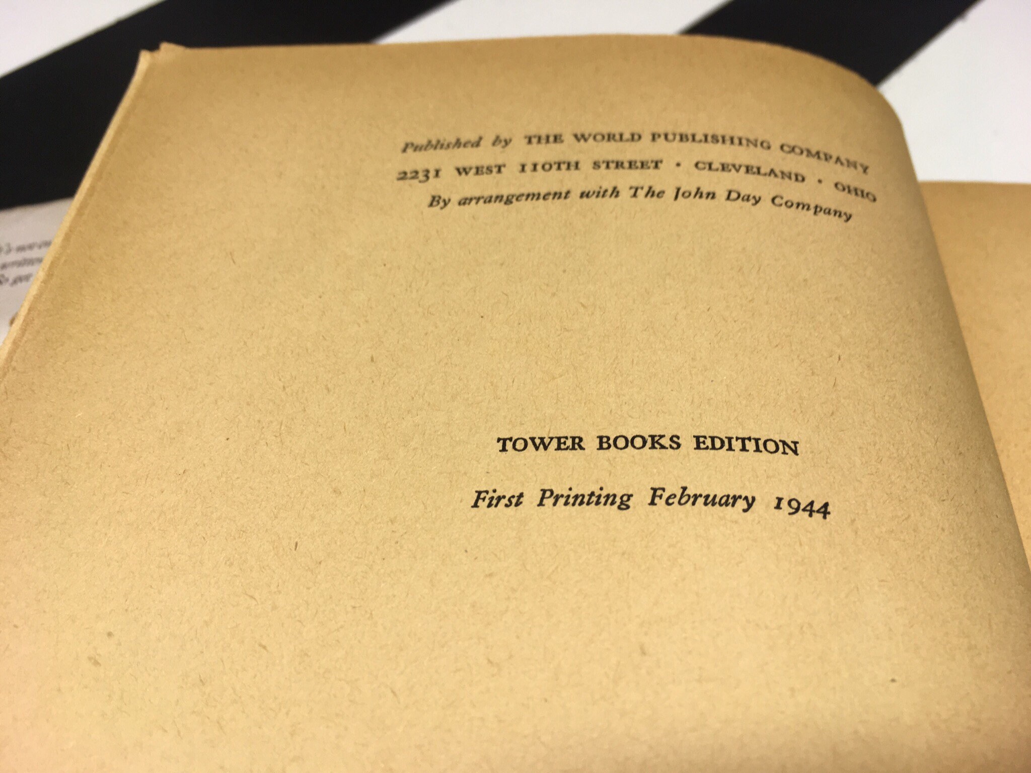 The Good Earth by Pearl S. Buck (1944) hardcover book