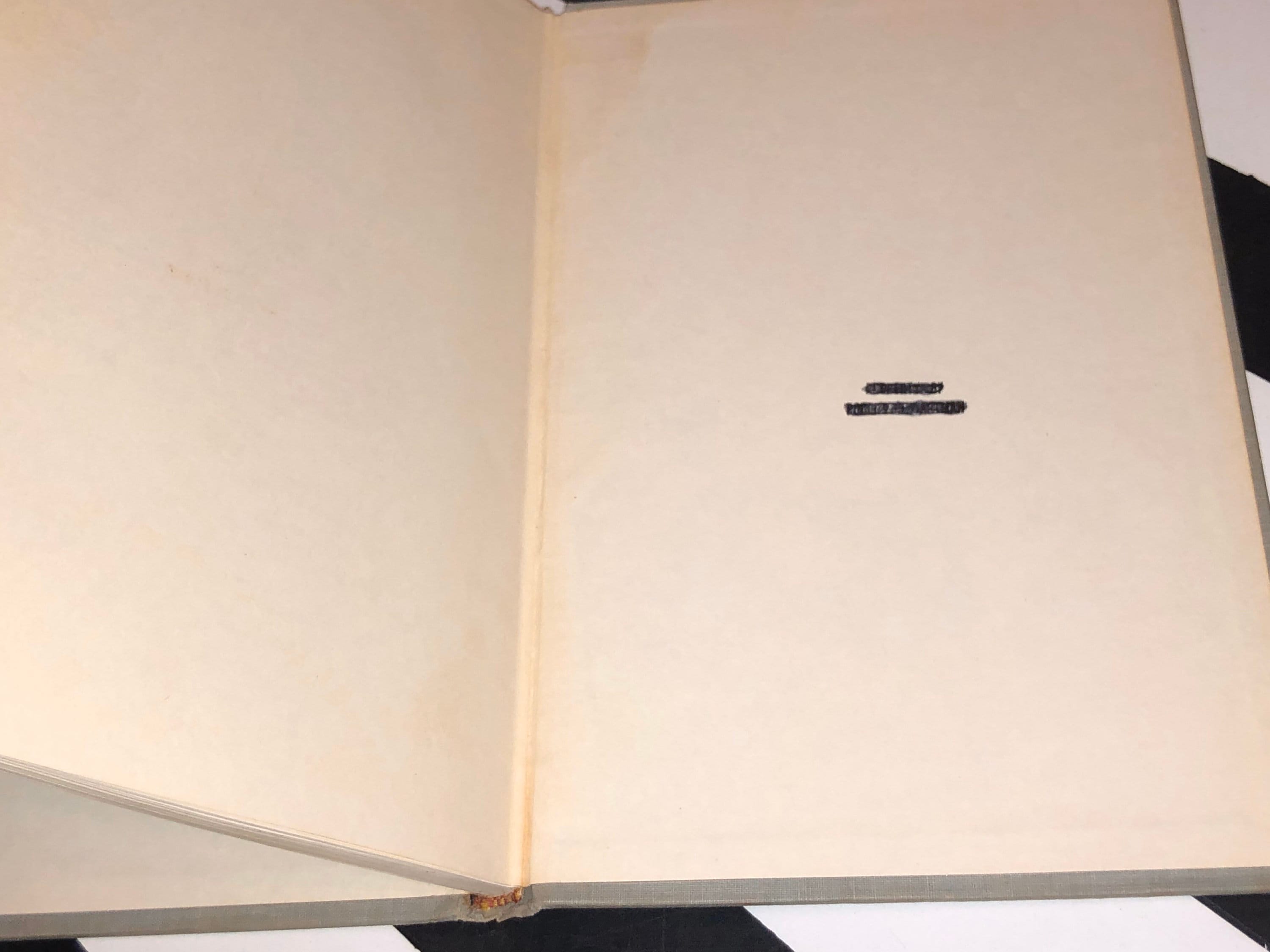 Naieve Set Theory by Paul R. Halmos (1961) hardcover book