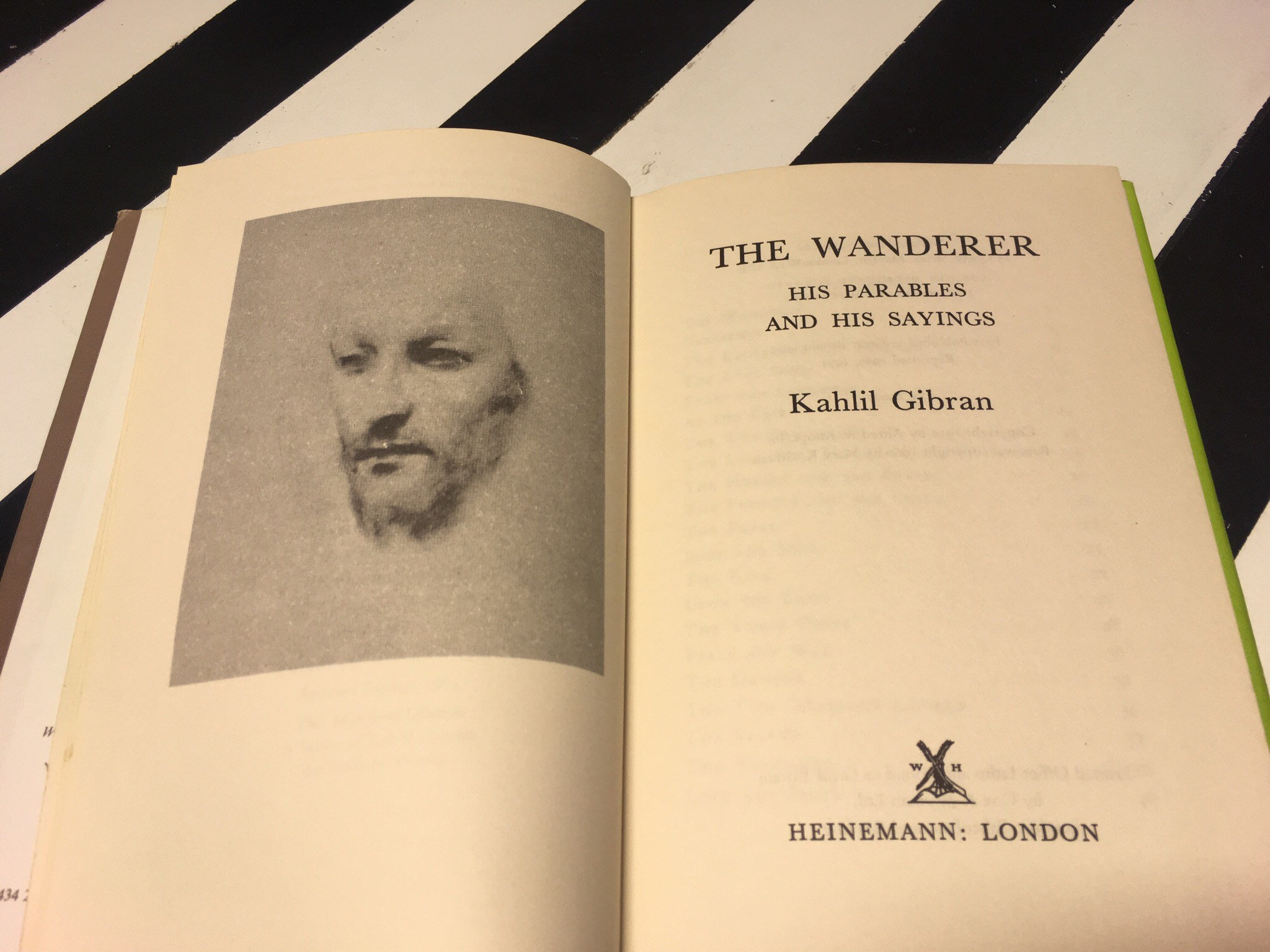 The Wanderer by Kahlil Gibran (1971) hardcover book