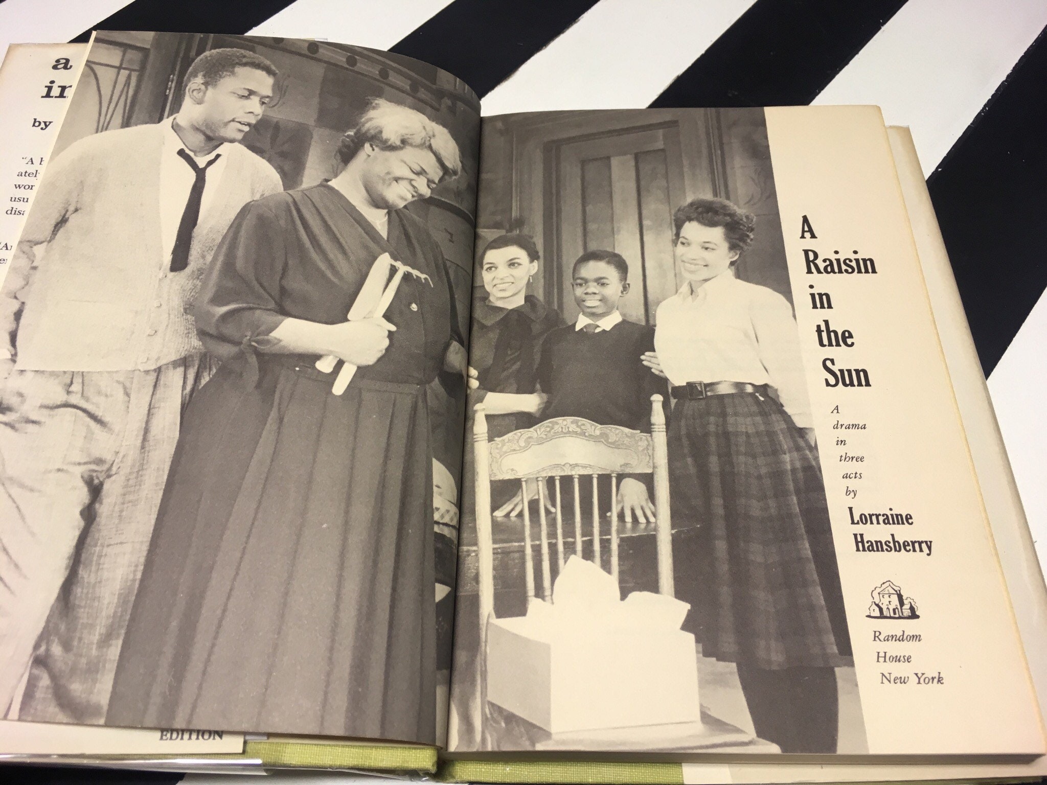 a raisin in the sun by lorraine hansberry play a raisin in the sun by lorraine hansberry play