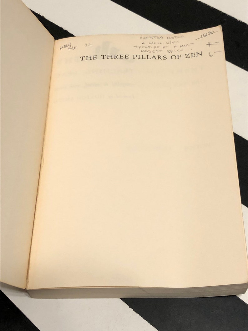 The Three Pillars of Zen compiled and edited by Philip Kapleau 1971 softcover book image 3