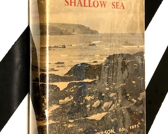 Life of the Shore and Shallow Sea by Douglas P. Wilson (1951) hardcover book
