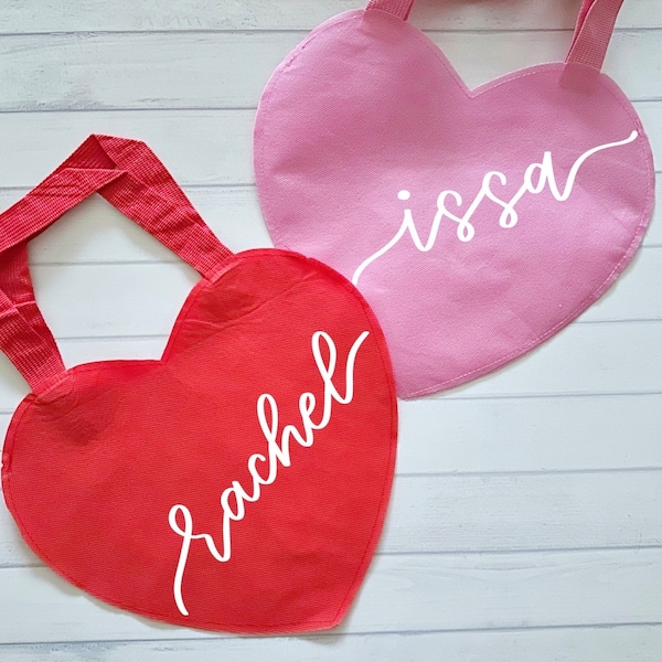 Calligraphy Non-Woven Heart Bags | Custom Vinyl Names Heart Bags | Valentine's Day Gift Bags | Galentine's Day | Bridal Shower Gift Bags.