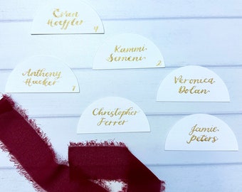 Hand Calligraphy Half Moon Place Cards | Wedding Seating Place Cards |  Wedding Escort Cards | Wedding Table Decor | Half Moon Place Cards