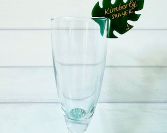 Acrylic Monstera Leaf Place Cards | Palm Leaf Drink Tags | Green Leaf Acrylic Escort Cards | Tropical Wedding Decor.