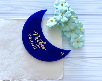 Blue Crescent Moon Acrylic Place Cards | Moon Wedding Place Card | Calligraphy Escort Card | Elegant Reception Decor | Celestial Table Decor