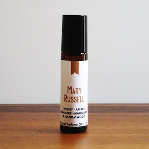 MARY RUSSELL / Honey Amber Cashmere Mahogany & Sandalwood / Book Inspired / Modern Fiction Collection / Roll-On Perfume Oil