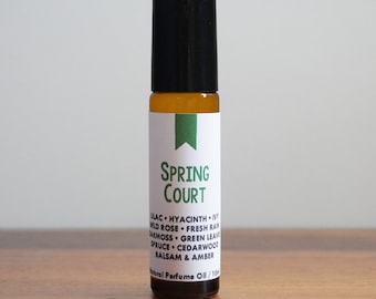 SPRING COURT / Lilac Hyacinth Ivy Wild Rose Rain Oakmoss Leaves Spruce Cedar Balsam Amber / Book Inspired / ACOTAR / Roll-On Perfume Oil